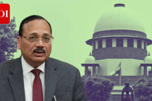 सुप्रीम कोर्ट: ‘तुम्हारी हिम्मत कैसे हुई?’ CJI ने पश्चिम बंगाल SIR | में शामिल न्यायिक अधिकारियों की ईमानदारी पर संदेह करने के लिए याचिकाकर्ताओं की आलोचना की भारत समाचार