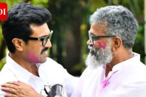 ‘आरसी17’: सुकुमार और राम चरण की टीम ने अंतिम कहानी की पुष्टि की और देरी की अफवाहों को दूर किया |