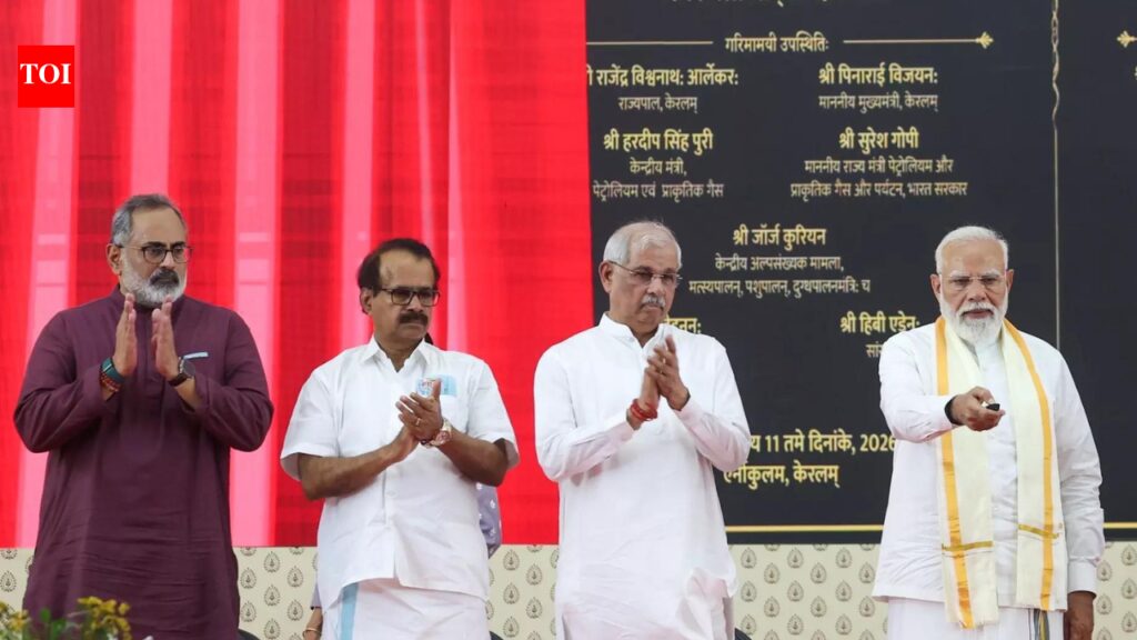 11,000 करोड़ रुपये की परियोजनाओं के साथ, पीएम मोदी ने ‘केरलम’ को लुभाया | भारत समाचार