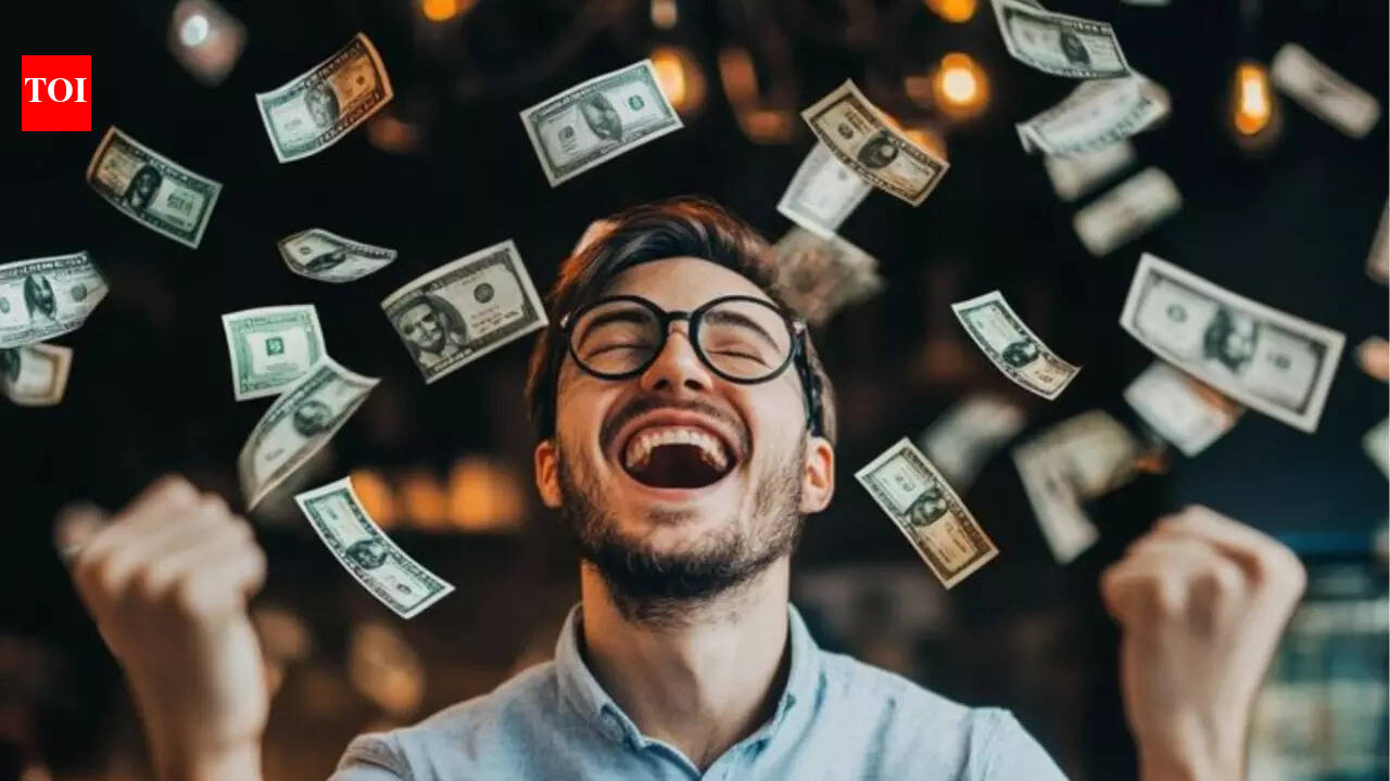 2026 के लिए यूएई की बचत रणनीतियों की व्याख्या: अमीरात में रहने की बढ़ती लागत से निपटने के लिए सर्वश्रेष्ठ ऐप्स, टूल, बजट नियम और स्मार्ट मनी ट्रिक्स