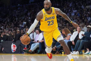 क्या लेब्रोन जेम्स आज रात डेनवर नगेट्स के खिलाफ खेलेंगे? लॉस एंजिल्स लेकर्स स्टार की चोट रिपोर्ट पर नवीनतम अपडेट (14 मार्च, 2026) | एनबीए न्यूज़