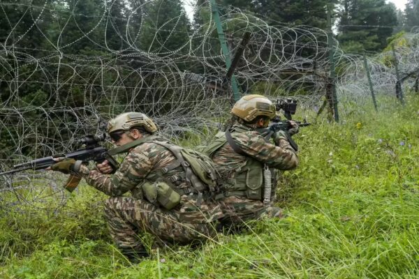 उरी में पाक आतंकी ढेर, घुसपैठ की कोशिश नाकाम | भारत समाचार