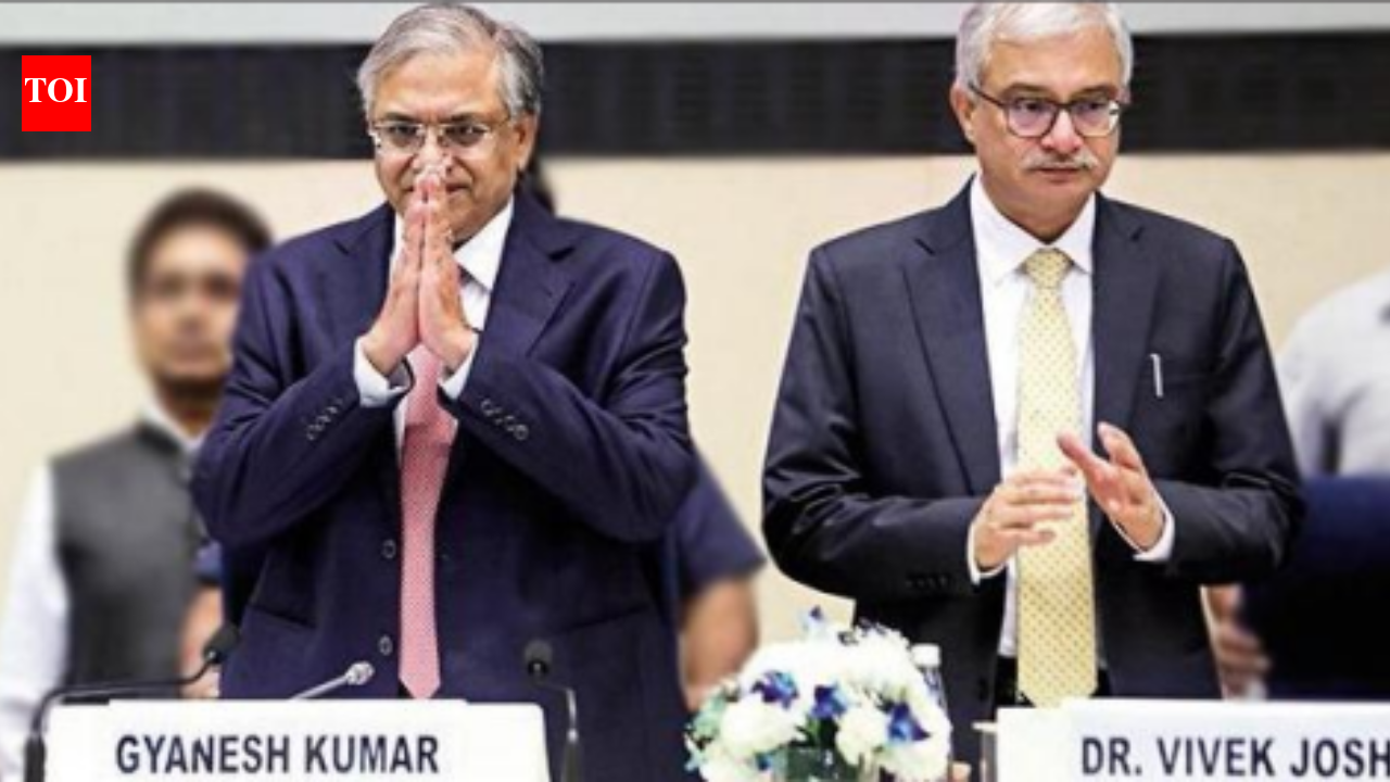 डराने-धमकाने को विफल करने के लिए बंगाल में चुनाव दो चरणों तक सीमित: अधिकारी | भारत समाचार