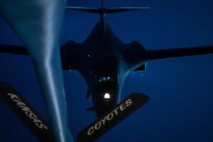 बी-1बी लांसर ‘बोन’ को कार्य करते हुए देखें: क्या चीज़ इस अमेरिकी सुपरसोनिक बमवर्षक को इतना शक्तिशाली बनाती है