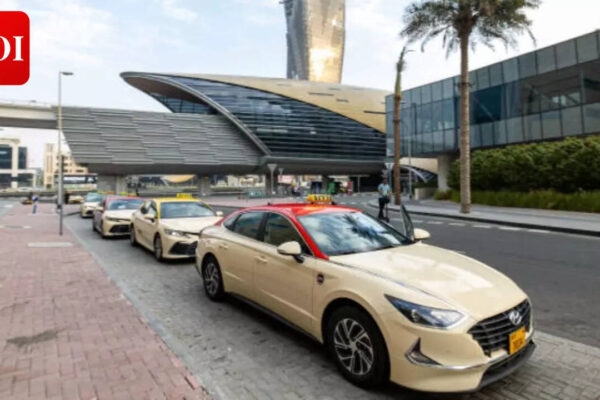 दुबई समाचार: दुबई के ड्राइवर खुश: ईद के दौरान 3 दिनों के लिए पूरे शहर में मुफ्त सार्वजनिक पार्किंग; मेट्रो और ट्राम शेड्यूल का खुलासा | विश्व समाचार