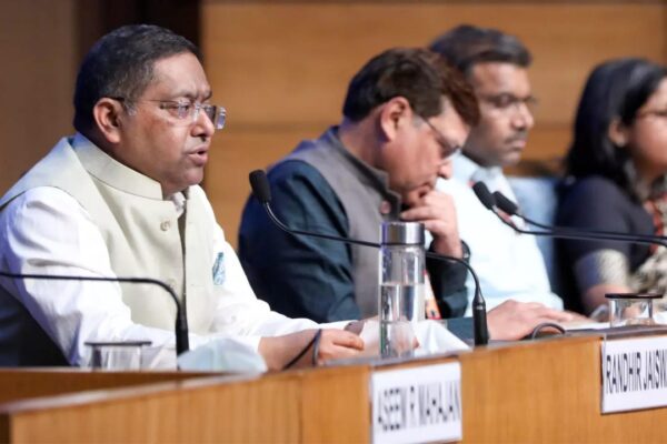 ‘भारत की विकृत छवि’: विदेश मंत्रालय ने RSS, R&AW पर प्रतिबंधों की सिफारिश करने वाली अमेरिकी रिपोर्ट की निंदा की | भारत समाचार