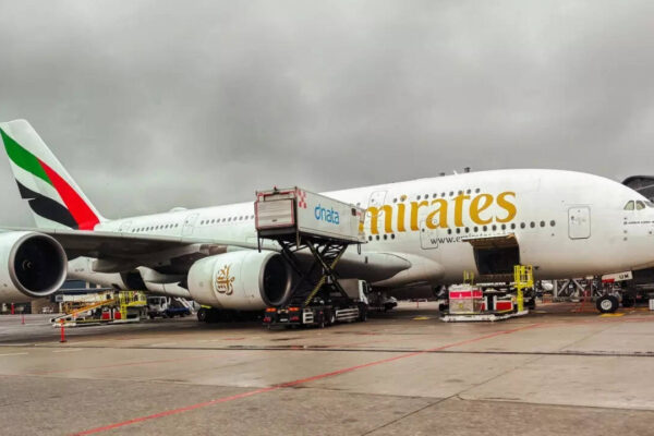 दुबई अंतर्राष्ट्रीय हवाई अड्डे पर सुरक्षा घटना के कारण बंद होने के बाद अमीरात ने उड़ानें फिर से शुरू कीं: ईरान-अमेरिका-इज़राइल युद्ध के बीच यात्रियों को क्या जानना चाहिए
