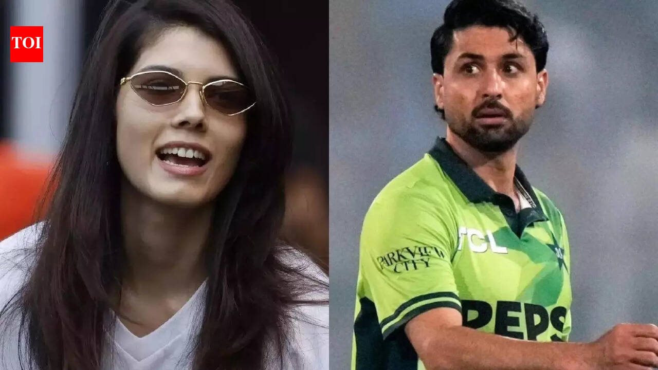 सुनील गावस्कर: ‘पाकिस्तानी खिलाड़ियों को दी जाने वाली फीस भारतीयों को मारने वालों की मदद करती है’: सुनील गावस्कर ने सनराइजर्स लीड्स के लिए अबरार अहमद के अनुबंध की आलोचना की | क्रिकेट समाचार