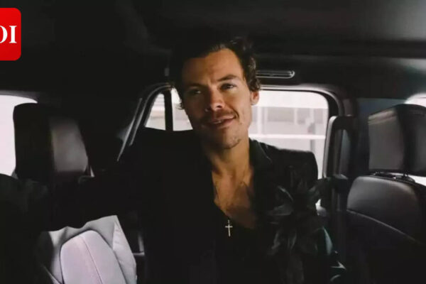 ‘किस ऑल द टाइम’ के साथ हैरी स्टाइल्स 2026 की सबसे ज्यादा कमाई करने वाली पहली फिल्म बन गई है। डिस्को, समय-समय पर’: दस लाख बिक्री तक पहुंचता है |