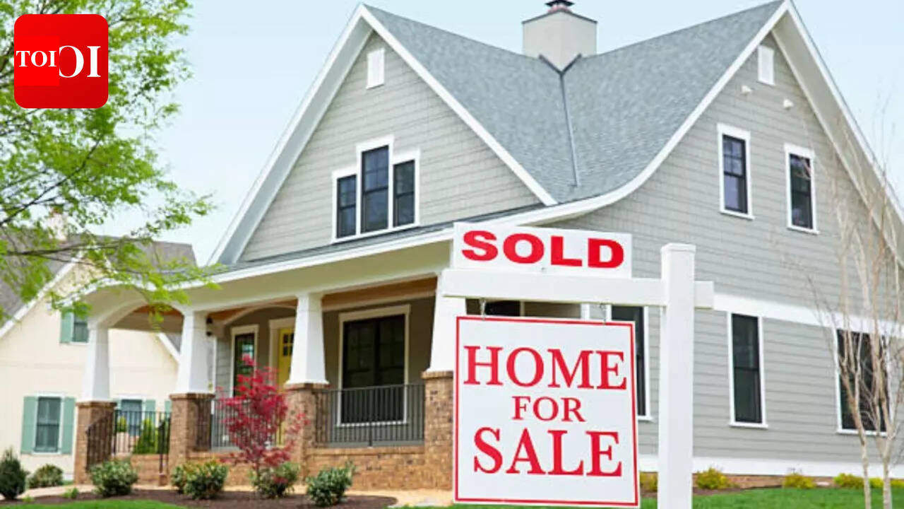 ‘एच-1बी वीजा लाना बंद करें’: एमएजीए में विस्फोट हुआ क्योंकि विदेशियों ने एक साल में संयुक्त राज्य अमेरिका में 78,000 घर खरीदने के लिए 56 अरब डॉलर खर्च किए | विश्व समाचार