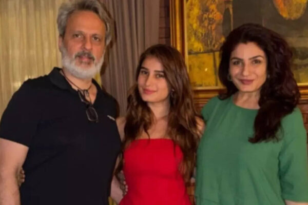 रवीना टंडन ने पापराज़ी के साथ केक साझा करके अपनी ‘हलवा’ राशा थडानी का 21वां जन्मदिन मनाया – देखें | हिंदी मूवी समाचार