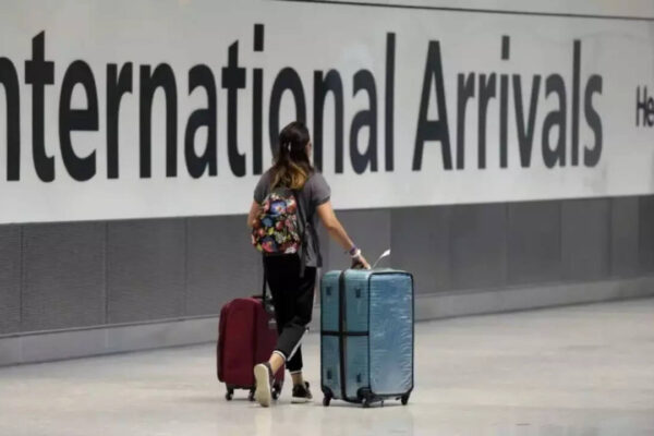 ‘तुरंत छोड़ें’: मध्य पूर्व तनाव के बीच ब्रिटेन ने 14 देशों को ‘यात्रा न करें’ सूची में डाला