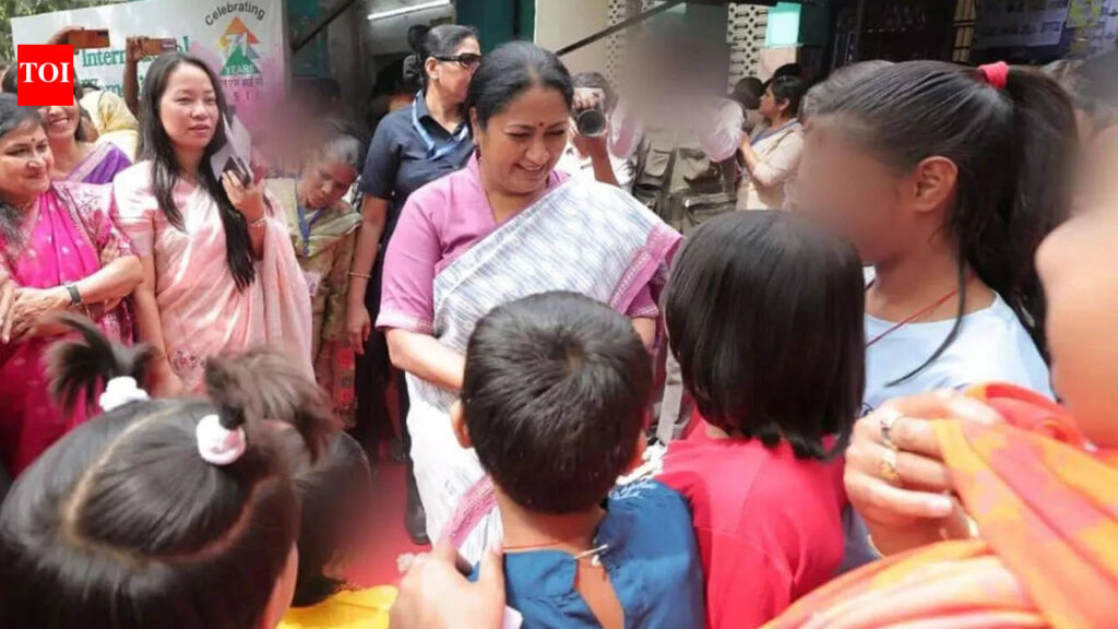 दिल्ली की मुख्यमंत्री रेखा गुप्ता निर्मल छाया इंडिया न्यूज में ‘नारी उत्सव’ में शामिल हुईं