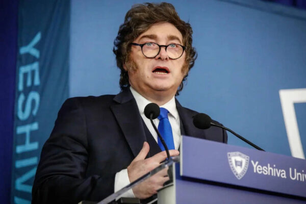 अर्जेंटीना कौन पीछे हट गया: इस वर्ष की शुरुआत में संयुक्त राज्य अमेरिका की वापसी के बाद, अर्जेंटीना औपचारिक रूप से डब्ल्यूएचओ छोड़ देता है।