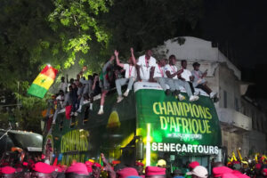 अफ्रीकन कप ऑफ नेशंस में आश्चर्य: अंतिम अराजकता के बाद सेनेगल ने खिताब छीन लिया और मोरक्को को ताज पहनाया गया | फुटबॉल समाचार